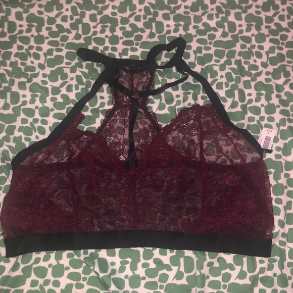 Lace Bralette Set in Burgundy and Black From Torrid - Picture 5 of 7